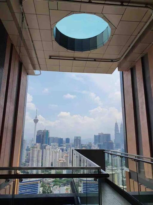 Apartamento Infinity Pool/ Lucentia Bbcc, Near Lalaport, Pnb118, Klcc Kuala Lumpur Exterior foto