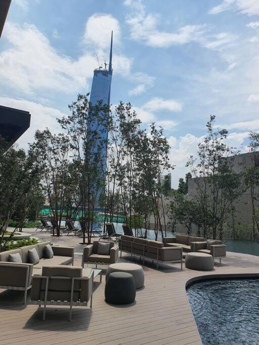 Apartamento Infinity Pool/ Lucentia Bbcc, Near Lalaport, Pnb118, Klcc Kuala Lumpur Exterior foto