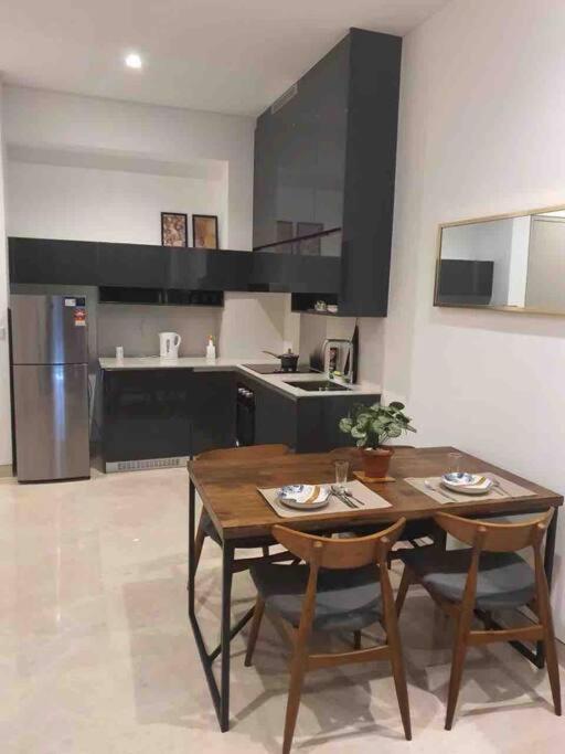 Apartamento Infinity Pool/ Lucentia Bbcc, Near Lalaport, Pnb118, Klcc Kuala Lumpur Exterior foto