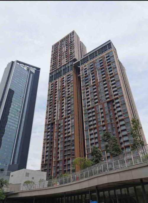 Apartamento Infinity Pool/ Lucentia Bbcc, Near Lalaport, Pnb118, Klcc Kuala Lumpur Exterior foto